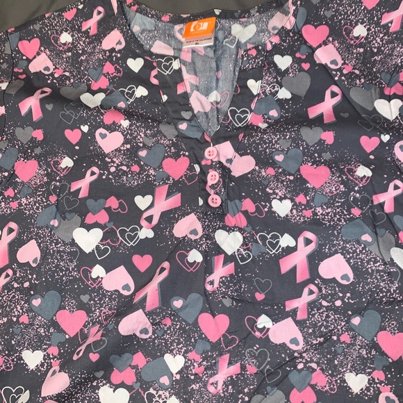 Barco Breast cancer awareness scrub top - Picture 2 of 4